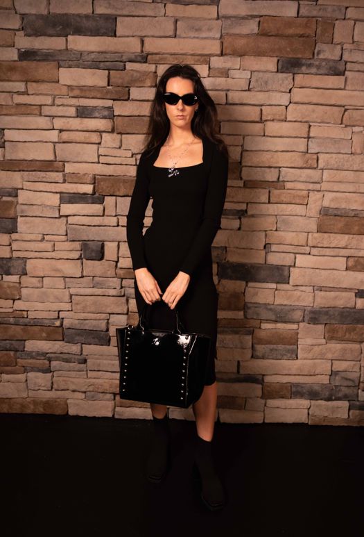 The Anastacia Tote – Gold