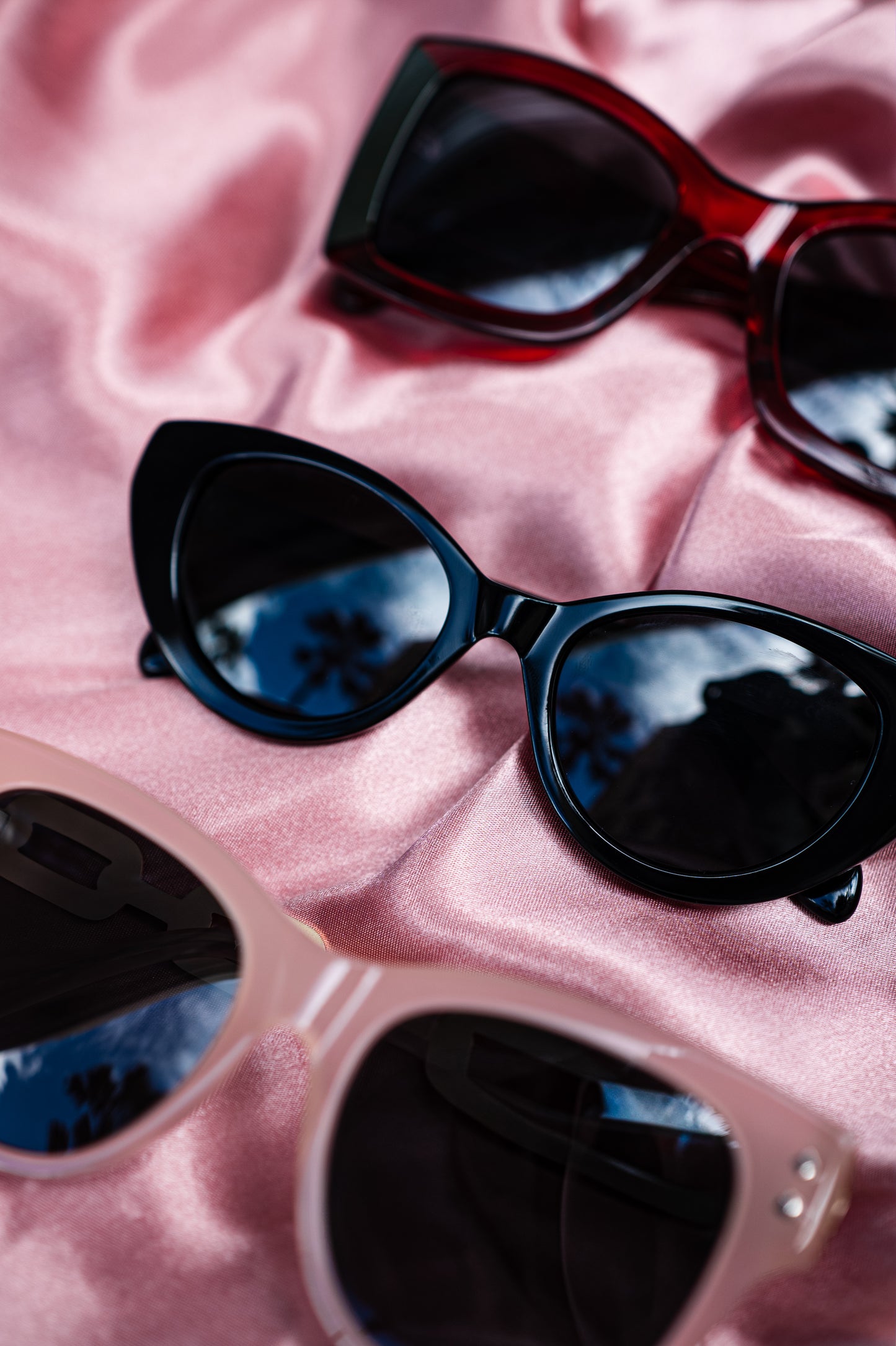 Terri Polarized Sunglasses- Black/Red