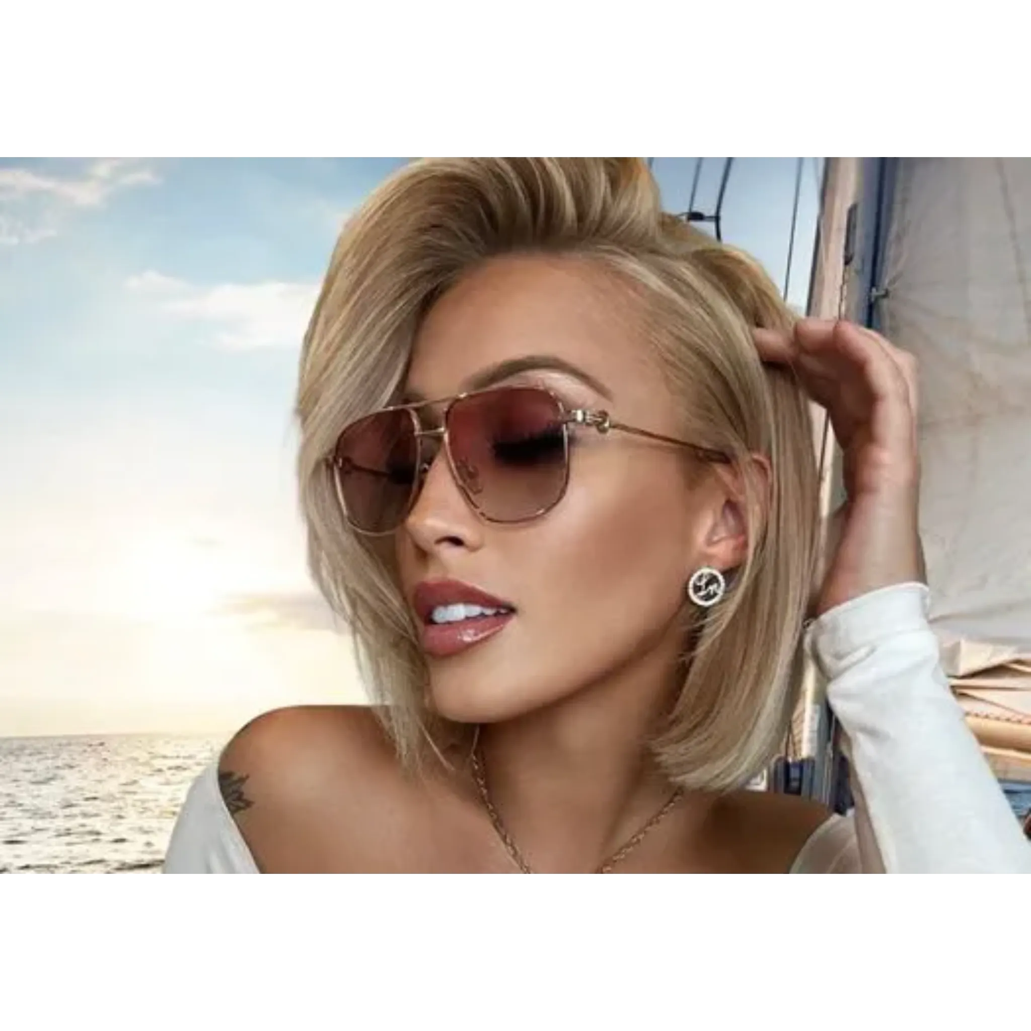 Laurice Noire LN Logo Earrings – Gold