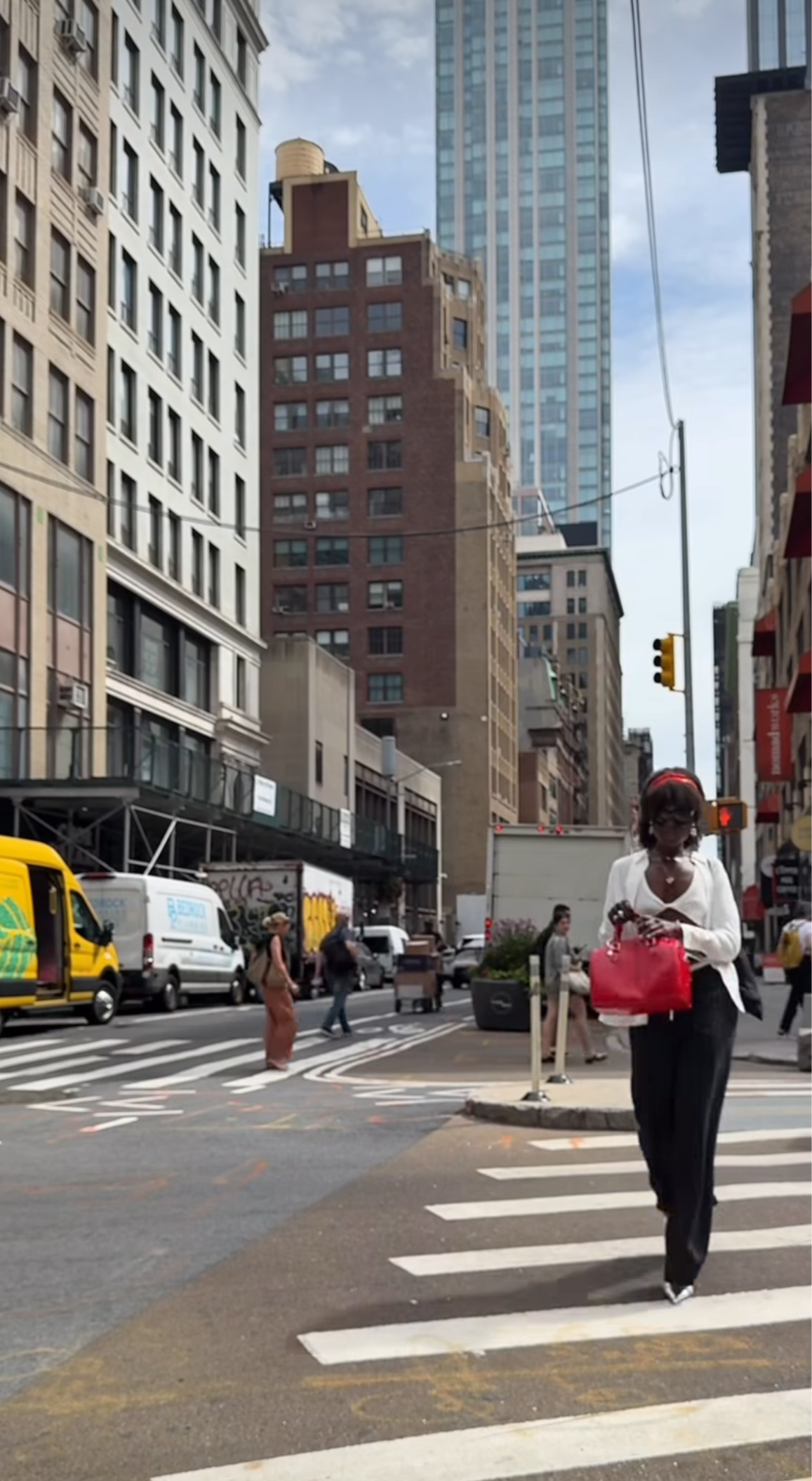 Jasmine Duffle - Red