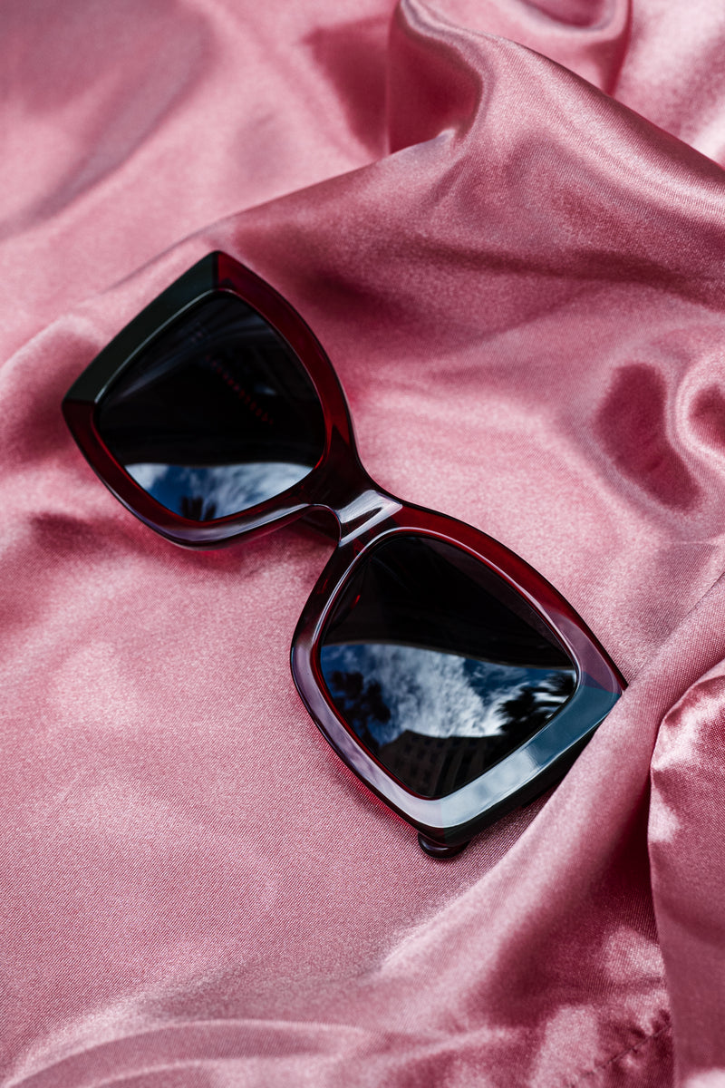 Terri Polarized Sunglasses- Black/Red