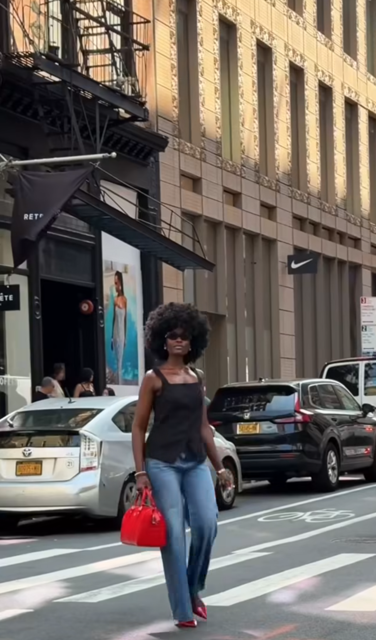 Jasmine Duffle - Red